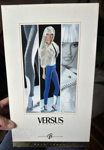 Mattel barbie collector versus - collector,